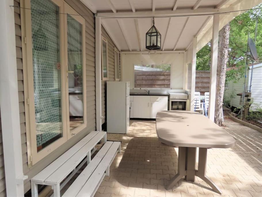 Mobile Home 6-Pers Camping Lei Suves-Cotes D'Azur-Including Airco ロクブリューヌ・シュル・アルジャン エクステリア 写真